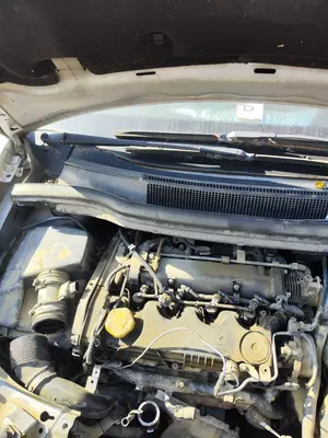 Foto de BRAZO LIMPIA DELANTERO DERECHO OPEL ZAFIRA B 1.9 CDTI (120 CV / 88 KW) referencia 13145564