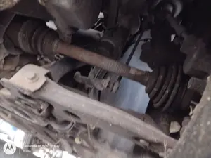 Foto de BRAZO SUSPENSION DELANTERO IZQUIERDO FORD FOCUS SPORTBREAK (CAP) 1.6 16V CAT (101 CV / 74 KW)