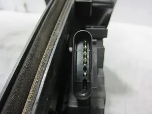 Foto de CERRADURA PUERTA TRASERA DERECHA FORD FOCUS SPORTBREAK (CB8) 1.6 TDCi CAT (95 CV / 70 KW) referencia BM5AA26412BE foto 4