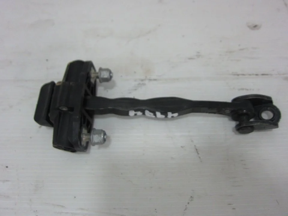 Foto de NO IDENTIFICADO FORD FOCUS SPORTBREAK (CB8) 1.6 TDCi CAT (95 CV / 70 KW) referencia A23500AA