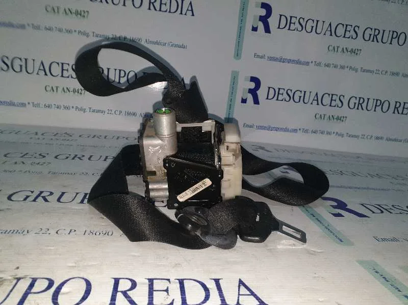Foto de CINTURON SEGURIDAD DELANTERO DERECHO MERCEDES-BENZ CLASE C (BM 203) SPORTCOUPE referencia 6015903