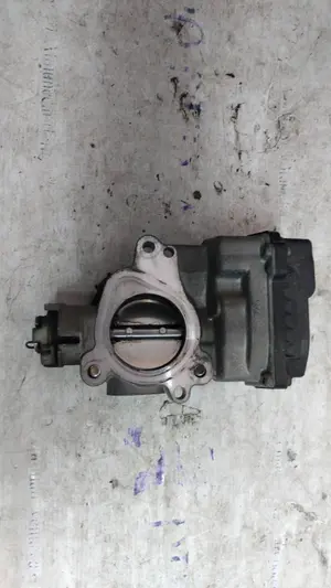 Foto de CAJA MARIPOSA PEUGEOT 206 referencia 9640796280