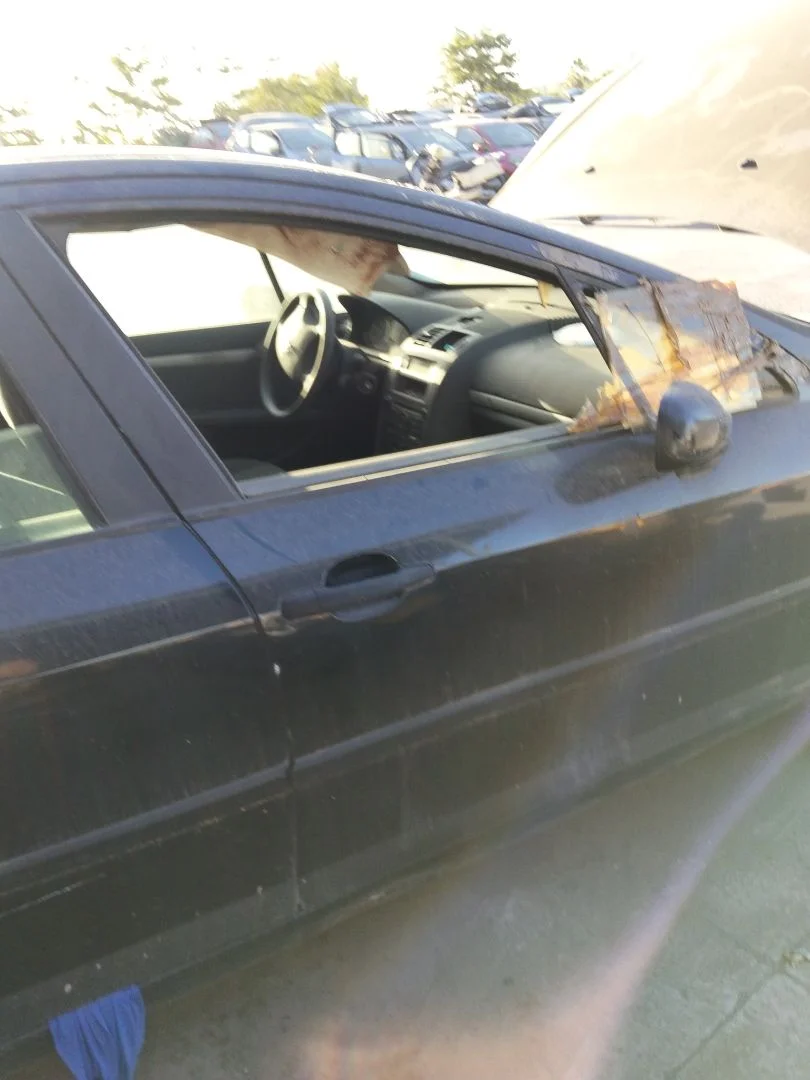Foto de PUERTA DELANTERA DERECHA PEUGEOT 407 1.6 HDi FAP CAT (9HZ / DV6TED4) (109 CV / 80 KW) referencia 9004AQ