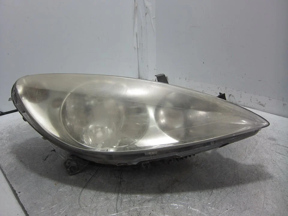 Foto de FARO DERECHO PEUGEOT 307 BERLINA (S2) 1.6 HDi (109 CV / 80 KW) referencia 9646291780