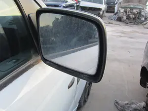 Foto de RETROVISOR DERECHO LAND ROVER RANGE ROVER SPORT 2.7 Td V6 CAT (190 CV / 140 KW) referencia LR041871