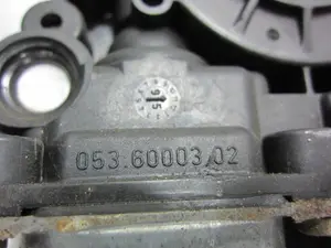 Foto de ELEVALUNAS DELANTERO DERECHO OPEL ASTRA F BERLINA 1.6 CAT (101 CV / 74 KW) referencia 0536000302 foto 2