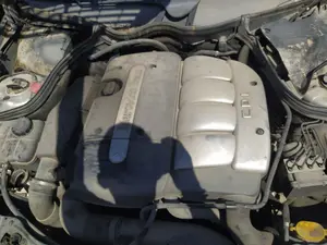 Foto de MOTOR COMPLETO MERCEDES-BENZ CLASE C (BM 203) BERLINA 2.2 CDI CAT (143 CV / 105 KW)