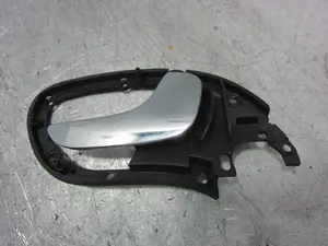 Foto de MANETA INTERIOR TRASERA DERECHA SEAT LEON (1M1) 1.6  (101 CV / 74 KW) referencia 1M0837114