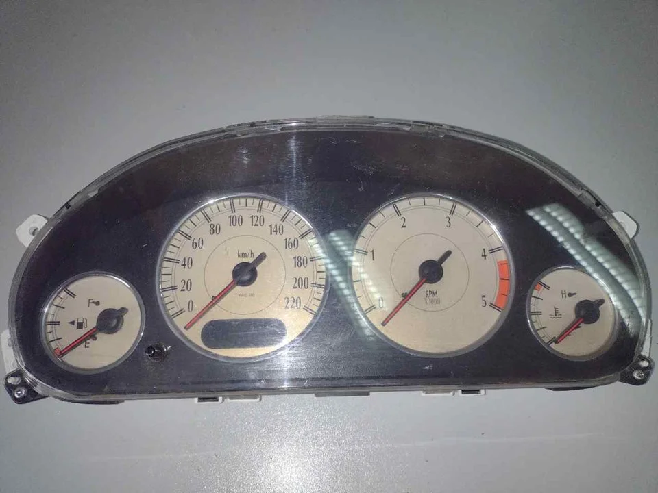 Foto de CUADRO INSTRUMENTOS CHRYSLER PT CRUISER 2.0 16V CAT (141 CV / 104 KW) referencia R528AC