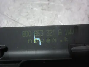Foto de NO IDENTIFICADO AUDI A4 BERLINA (B5) 1.8 20V (125 CV / 92 KW) referencia 8D0863321A foto 3