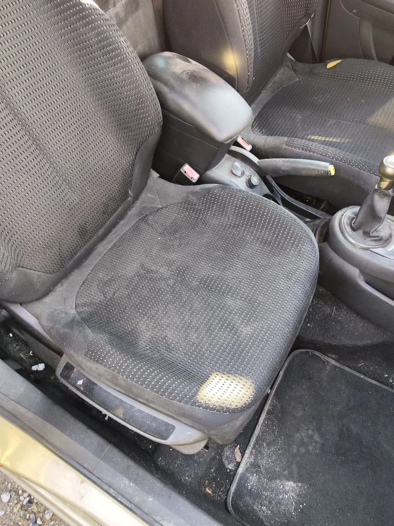 Foto de ASIENTO DELANTERO DERECHO CITROEN C4 BERLINA 1.6 16V HDi (90 CV / 66 KW)