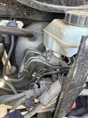 Foto de SERVOFRENO CON BOMBA TOYOTA YARIS (KSP9/SCP9/NLP9) 1.3 16V CAT (101 CV / 74 KW)