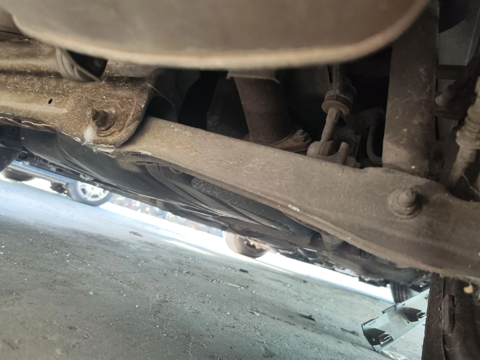 Foto de BARRA ESTABILIZADORA TRASERA VOLVO S40 BERLINA 1.9 Diesel CAT (116 CV / 85 KW) referencia 30812286
