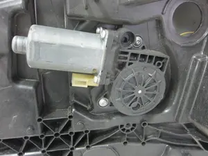 Foto de ELEVALUNAS DELANTERO DERECHO FORD FIESTA (CBK) 1.4 TDCi CAT (68 CV / 50 KW) referencia 2S61A045H16A foto 3