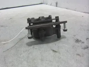 Foto de PINZA DE FRENO DELANTERA IZQUIERDA HONDA PCX 125 125 cm3 - 9 kW (12 CV / 9 KW) referencia PCX125 JF64A foto 4