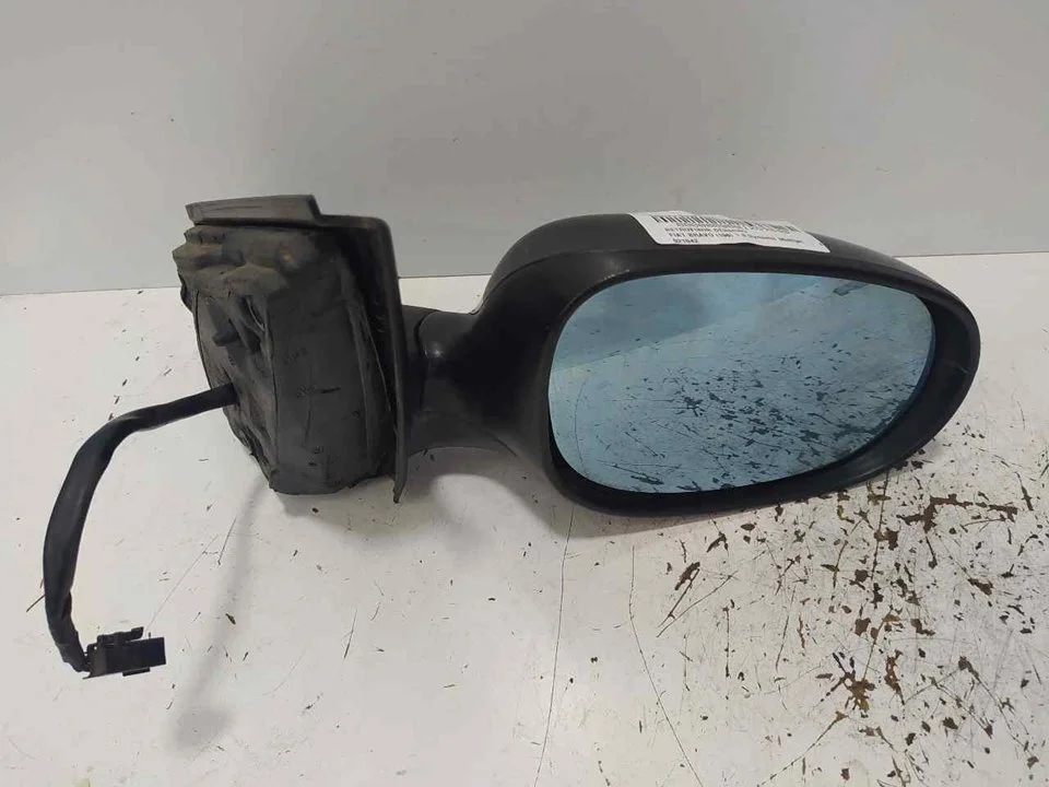 Foto de RETROVISOR DERECHO FIAT II BRAVO (198) 1.9 8V JTD CAT (120 CV / 88 KW) referencia 021042