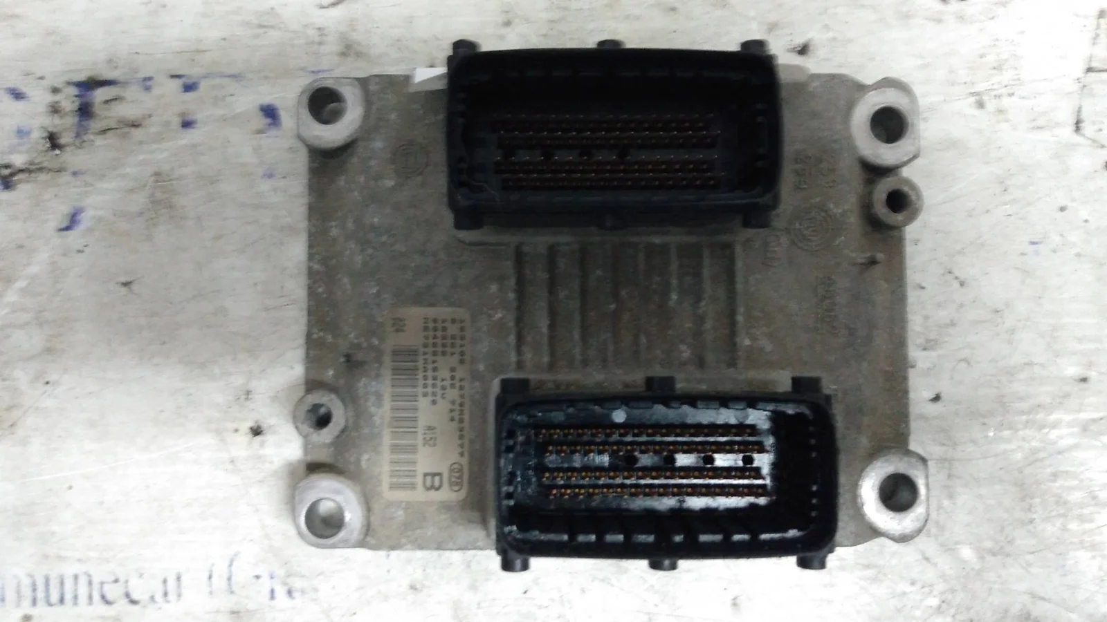 Foto de CENTRALITA MOTOR UCE ALFA ROMEO 147 (190) 1.6 16V CAT (120 CV / 88 KW) referencia 0261206714