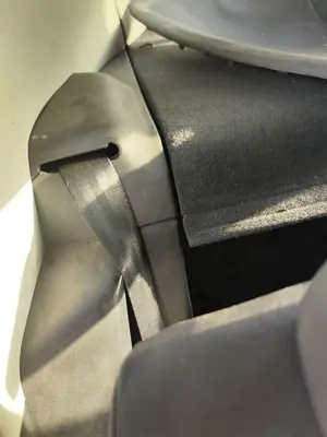 Foto de CINTURON SEGURIDAD TRASERO DERECHO SEAT ALTEA (5P1) 1.9 TDI (105 CV / 77 KW)