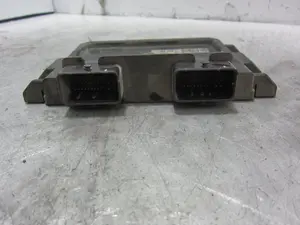 Foto de CENTRALITA MOTOR UCE CITROEN XSARA BERLINA 1.9 Diesel (69 CV / 51 KW) referencia 9645956380 foto 3