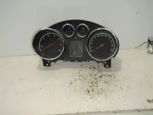 Foto de CUADRO INSTRUMENTOS OPEL MERIVA B 1.6 CDTI DPF (110 CV / 81 KW) referencia BP6721300C47 foto 2