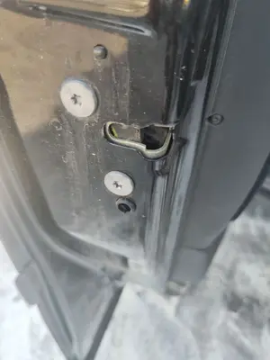 Foto de CERRADURA PUERTA DELANTERA IZQUIERDA CITROEN GRAND C4 PICASSO 1.6 16V HDi FAP (109 CV / 80 KW) referencia 9135Y0