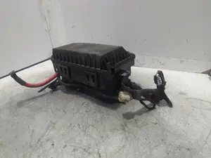 Foto de CAJA RELES / FUSIBLES OPEL ASTRA J BERLINA 5P 1.7 16V CDTI (110 CV / 81 KW) referencia 13313205 foto 2