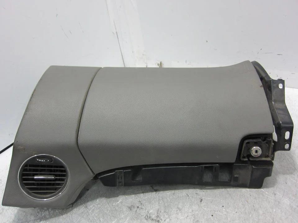 Foto de NO IDENTIFICADO MERCEDES-BENZ CLS (BM 219) 5.0 V8 24V CAT (306 CV / 225 KW) referencia E048831021