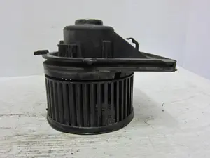 Foto de MOTOR CALEFACCION SEAT LEON (1M1) 1.9 TDI (110 CV / 81 KW) referencia 1J1819021A foto 2