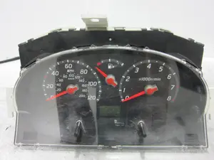 Foto de CUADRO INSTRUMENTOS NISSAN MICRA (K12E) 1.2 CAT (80 CV / 59 KW) referencia AX771
