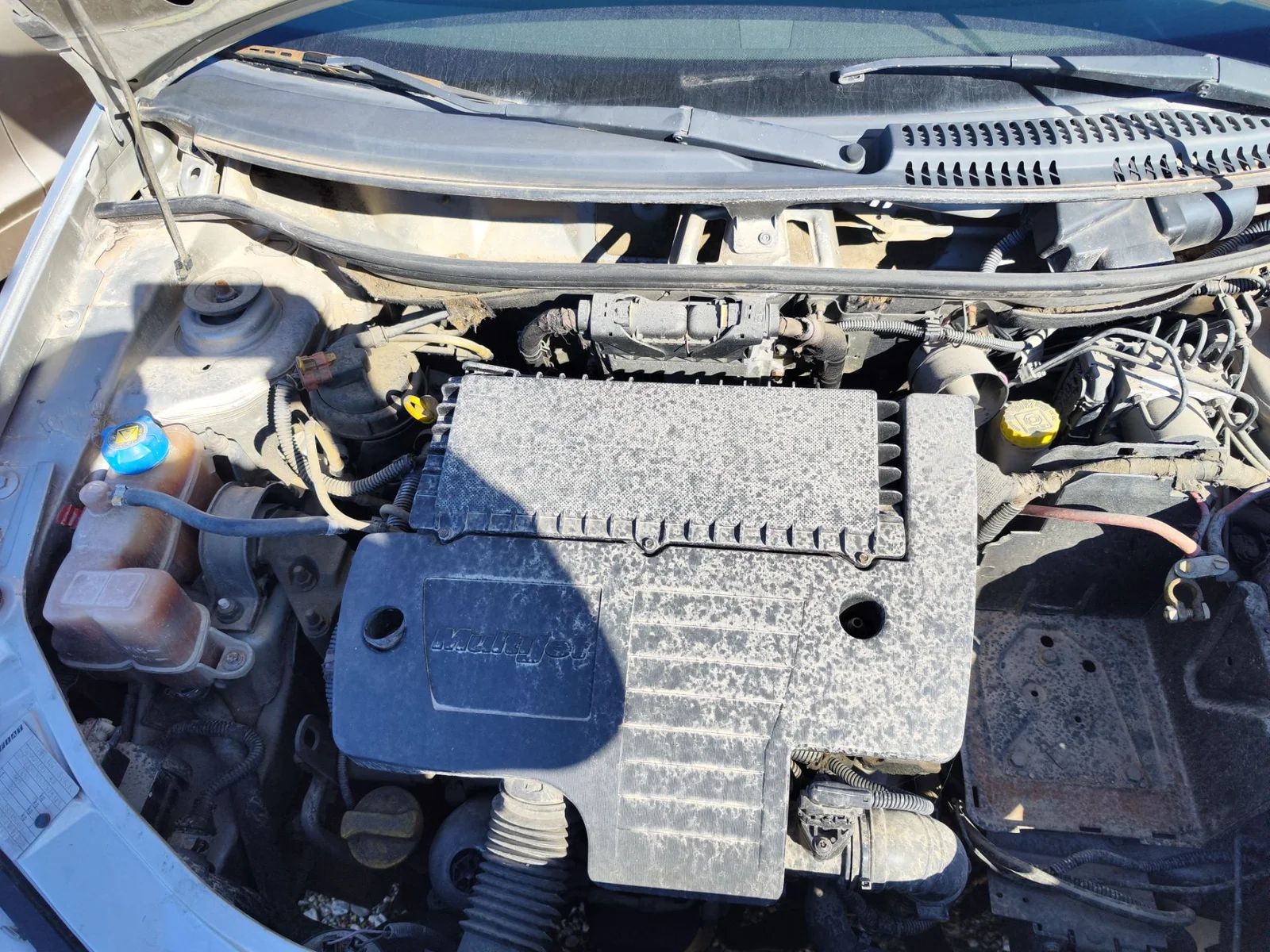 Foto de MOTOR COMPLETO FIAT II PUNTO (188) BERLINA 1.3 JTD CAT (69 CV / 51 KW)