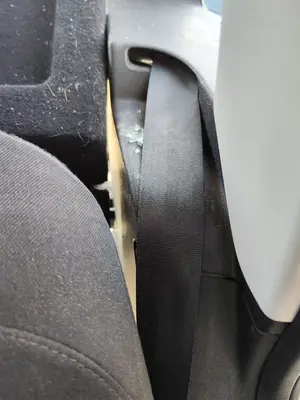 Foto de CINTURON SEGURIDAD TRASERO IZQUIERDO SKODA YETI (5L)(2009) 2.0 TDI (110 CV / 81 KW)