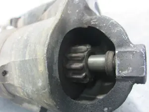 Foto de MOTOR ARRANQUE RENAULT MEGANE II COUPE/CABRIO 1.9 dCi Diesel FAP (131 CV / 96 KW) referencia 8200628429 foto 7