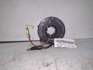Foto de ANILLO AIRBAG OPEL CORSA C 1.2 16V CAT (Z 12 XE / LW4) (75 CV / 55 KW) referencia 24459849