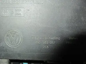 Foto de MODULO ELECTRONICO VOLKSWAGEN LUPO (6X1/6E1) 1.4 16V (75 CV / 55 KW) referencia 6X0953257 foto 5