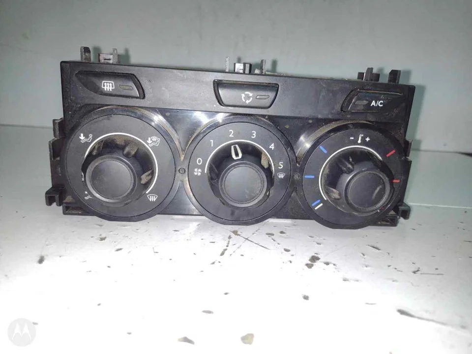 Foto de NO IDENTIFICADO CITROEN C3 1.4 HDi (68 CV / 50 KW) referencia 770302