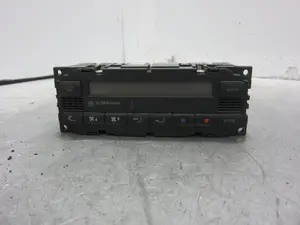 Foto de MANDO CLIMATIZADOR VOLKSWAGEN PASSAT BERLINA (3B3) 1.9 TDI (131 CV / 96 KW) referencia 412206017001 foto 1