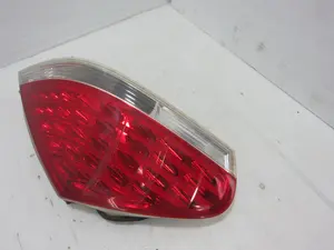 Foto de PILOTO TRASERO IZQUIERDO BMW SERIE 6 CABRIO (E64) 4.8 V8 CAT (367 CV / 270 KW) referencia 63216911891 foto 5