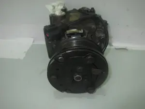 Foto de COMPRESOR AIRE ACONDICIONADO FORD FOCUS FAMILIAR (CAK) 1.8 TDDI Turbodiesel CAT (90 CV / 66 KW) referencia YS4H19D629AB