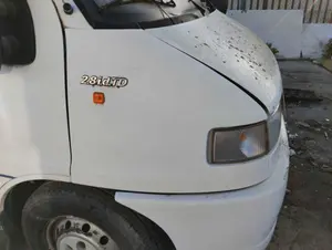 Foto de ALETA DELANTERA DERECHA FIAT DUCATO II CAMIÓN 2.8 JTD (146 CV / 107 KW) foto 3