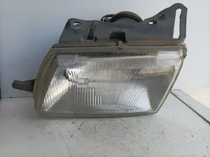 Foto de FARO IZQUIERDO CITROEN SAXO referencia 9633896180