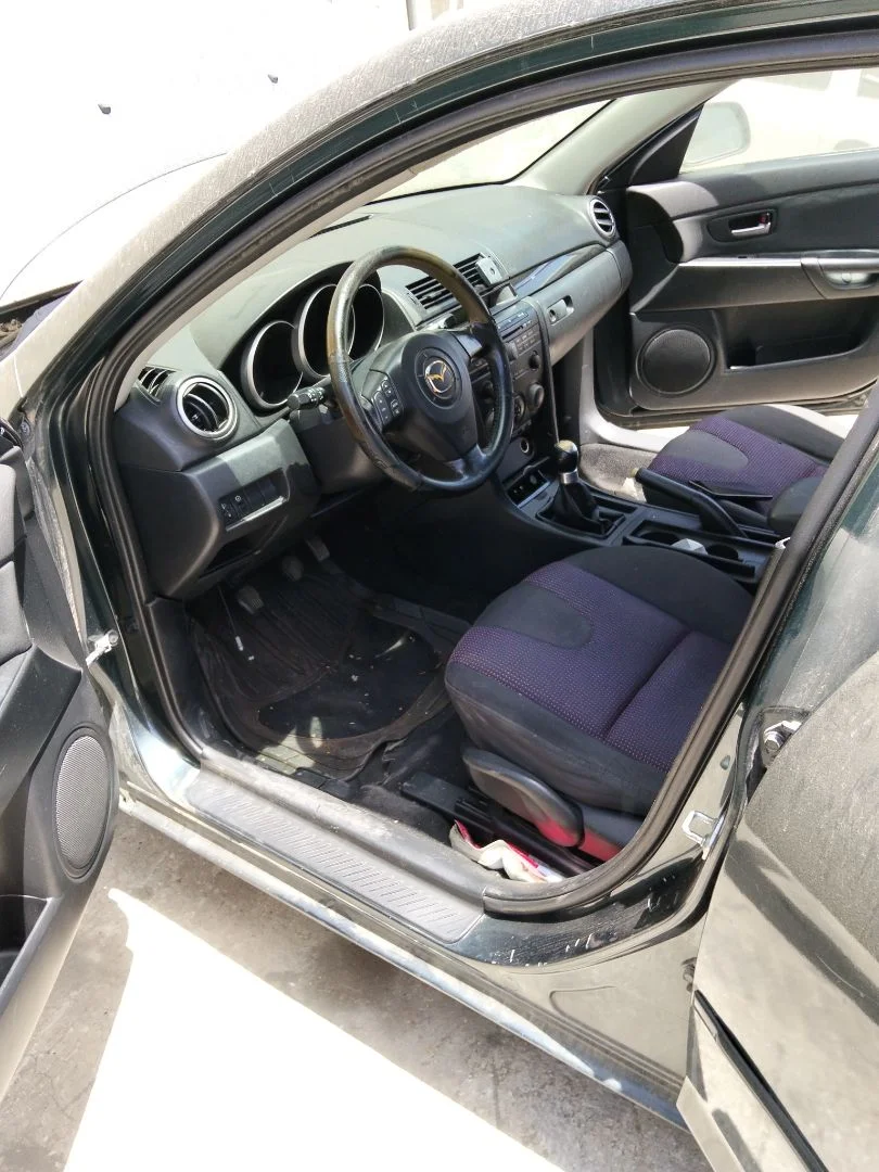 Foto de GOMAS CONTORNO PUERTA MAZDA 3 BERLINA (BK) 1.6 16V CAT (105 CV / 77 KW) referencia BP4K-50-8V1A