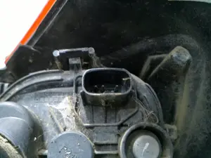 Foto de PILOTO TRASERO IZQUIERDO OPEL CORSA C 1.3 16V CDTI CAT (Z 13 DT / LN9) (69 CV / 51 KW) referencia 460034366 foto 5