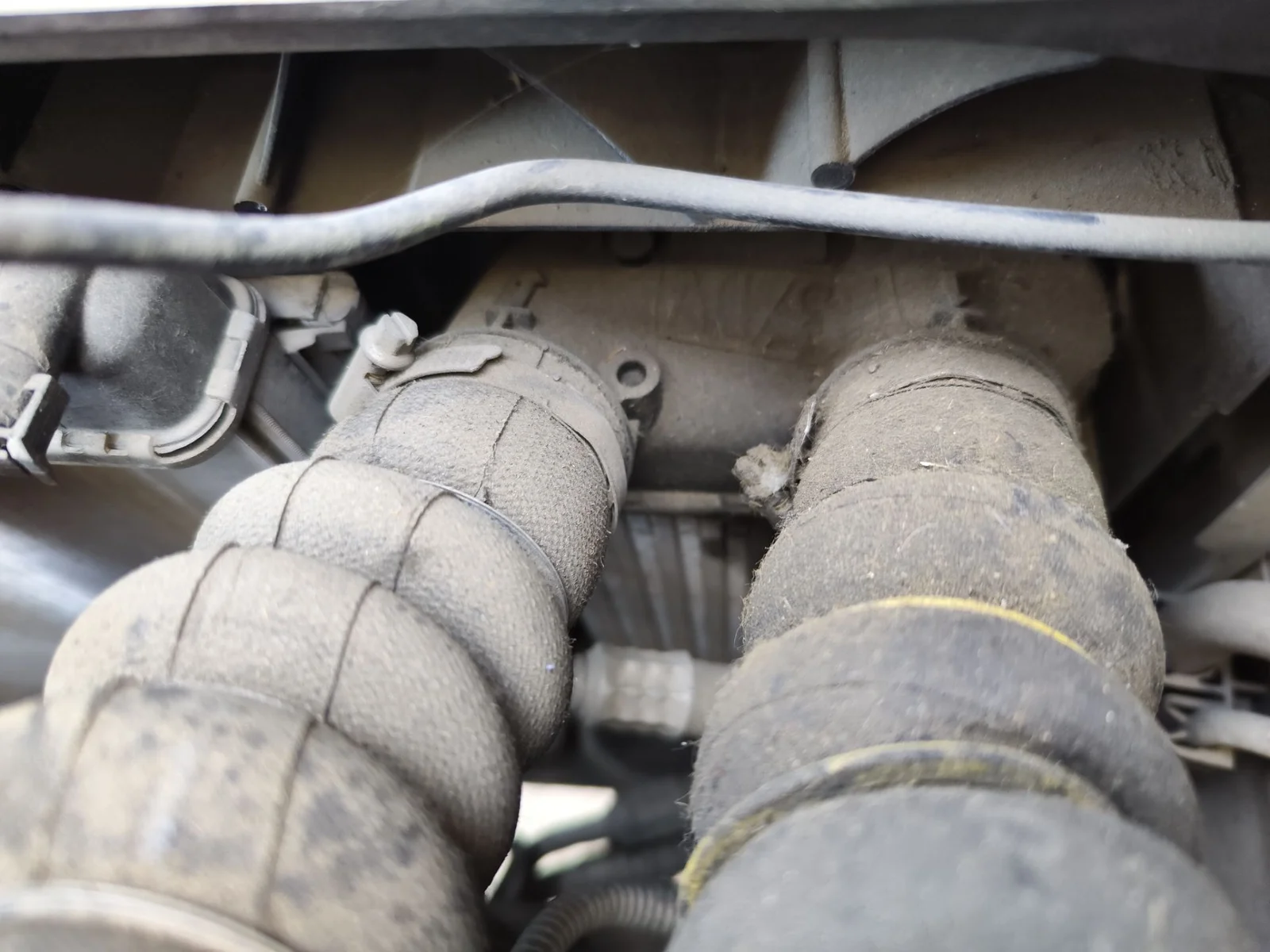 Foto de INTERCOOLER CITROEN BERLINGO FURGÓN 1.6 Blue-HDI FAP (99 CV / 73 KW)