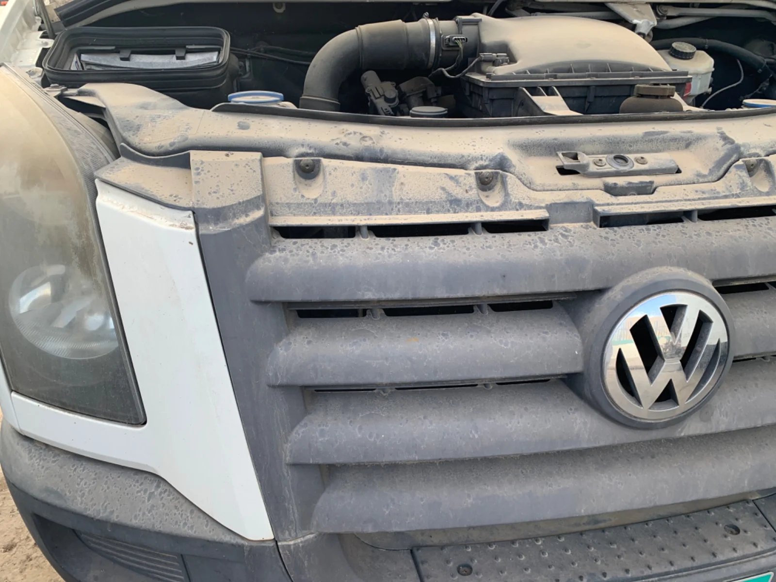 Foto de CLAXON VOLKSWAGEN CRAFTER FURGÓN (2E) 2.5 TDI DPF (109 CV / 80 KW)