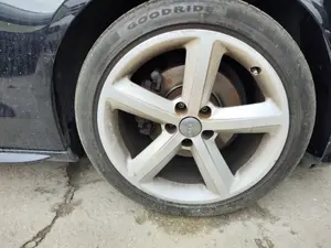 Foto de LLANTA AUDI A5 COUPE (8T) 2.0 16V TDI (170 CV / 125 KW)