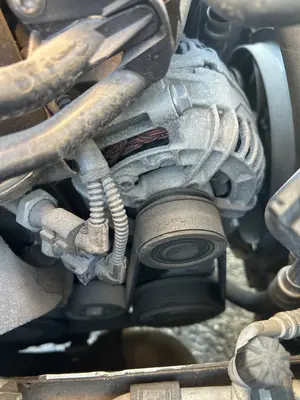 Foto de ALTERNADOR AUDI A3 SPORTBACK (8PA) 2.0 16V TFSI (200 CV / 147 KW) referencia 06B903016AB foto 2