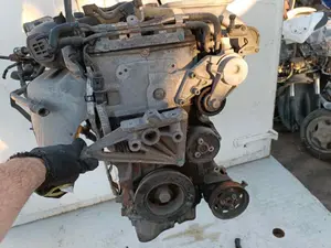 Foto de MOTOR COMPLETO VOLKSWAGEN GOLF IV BERLINA (1J1)(10.1997) referencia AQN foto 8