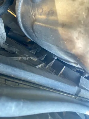 Foto de ELECTROVENTILADOR RADIADOR AIRE ACONDICIONADO FORD FOCUS C-MAX (CAP)(2003) 1.6 TDCi CAT (109 CV / 80 KW)