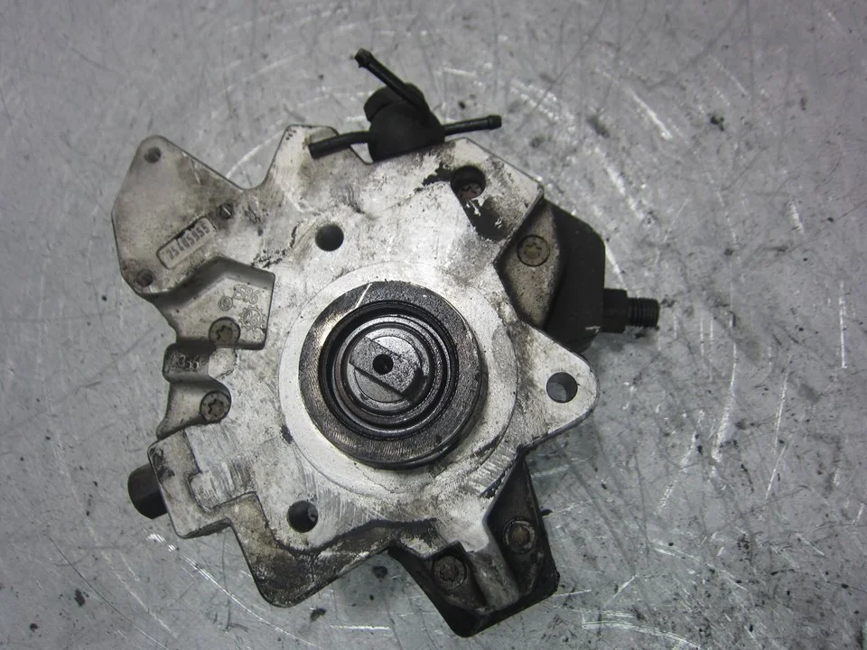 Foto de BOMBA INYECCION HYUNDAI TUCSON (JM) referencia 3310027400