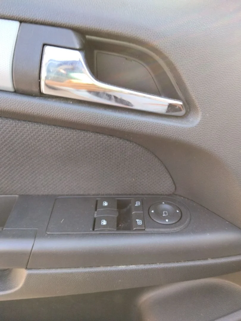 Foto de MANDO ELEVALUNAS DELANTERO IZQUIERDO OPEL ASTRA H BERLINA
